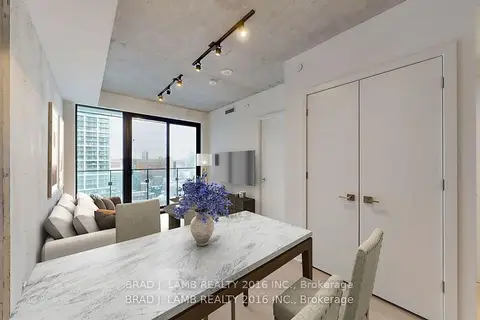 284 King Street E 2606