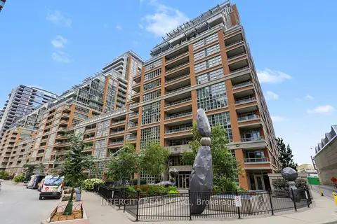 85 East Liberty Street 527
