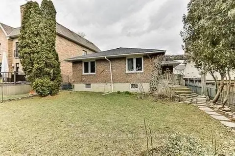 67 Munro Boulevard
