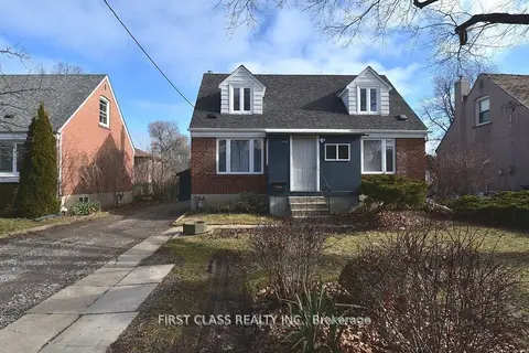 319 Senlac Road Front