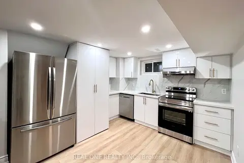 65 Dewlane Drive W