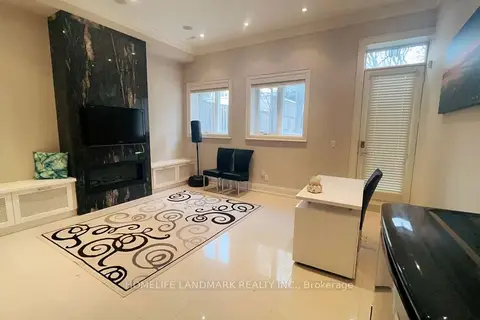 102 Wanless Avenue Lower