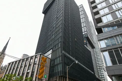 60 Shuter Street 2506