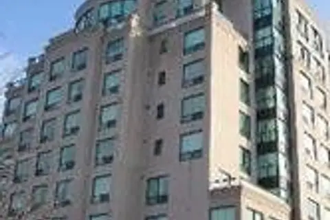 1 Hycrest Avenue 801