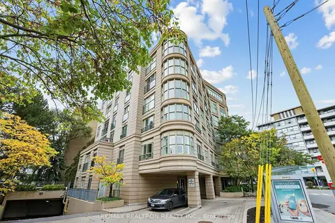 800 Spadina Road 302