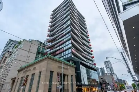 215 Queen Street W 712