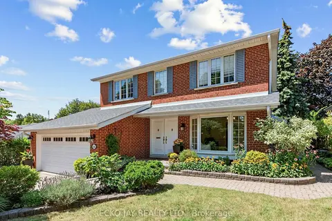 22 Meadowglade Crescent