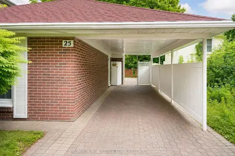 25 Lehar Crescent