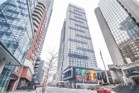 181 Dundas Street E 3707