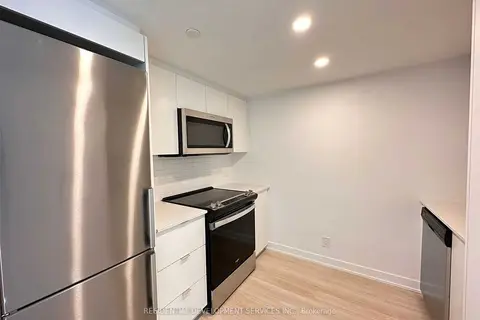 30 Tretti Way 514