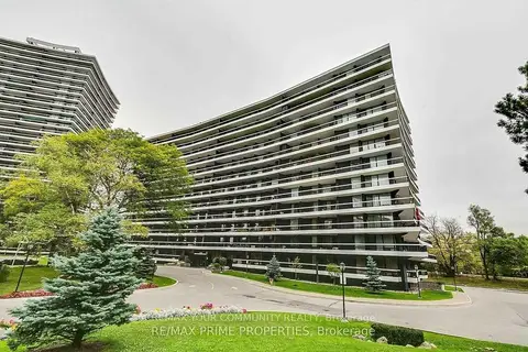 115 Antibes Drive 702