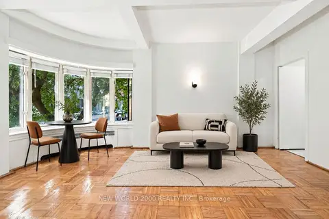 110 St Clair Avenue W 102