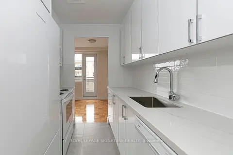 2 Grandstand Place 203