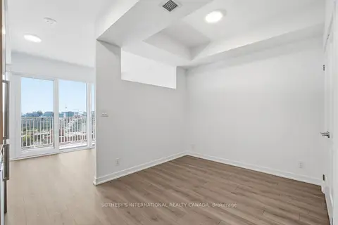 88 Bathurst Street 612