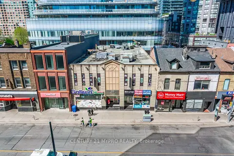 555 Yonge Street 401