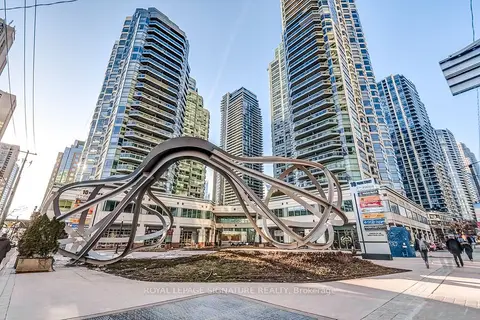 10 Yonge Street 3111
