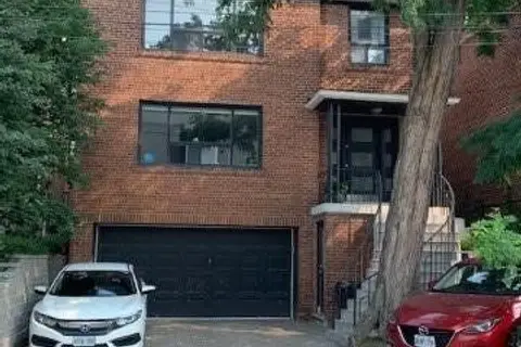 576 Davenport Road 2nd Floor
