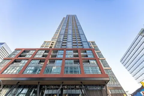 108 Peter Street 701