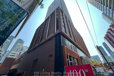 400 King Street W 2816