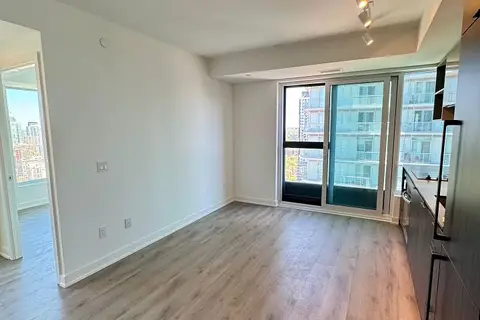 252 Church Street 4506