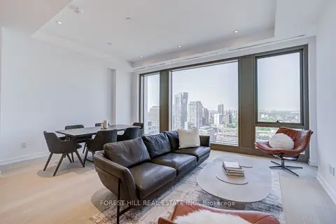 1315 Bay Street 2202