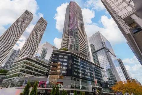 65 Bremner Boulevard 4310