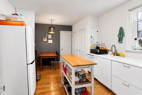 10 Borden Street Main floor