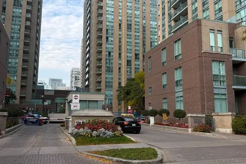 26 Olive Avenue 908