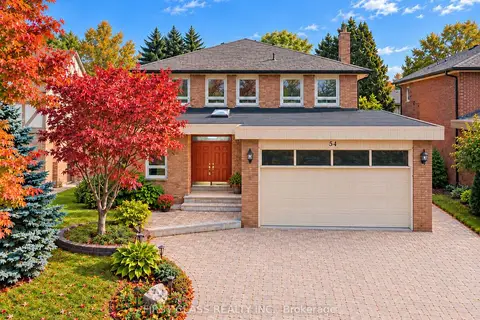 54 Magpie Crescent