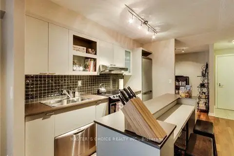 111 Elizabeth Street 1001