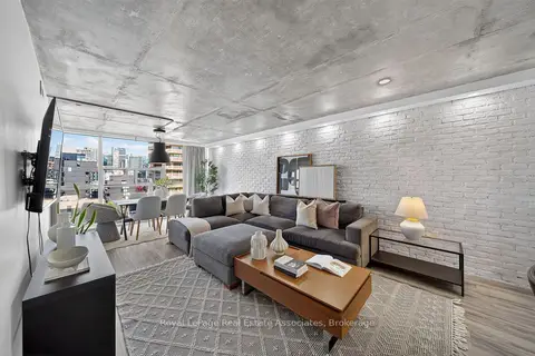 705 King Street W 1603