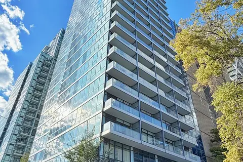 210 Simcoe Street 2308