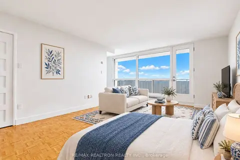 666 Spadina Avenue 2414
