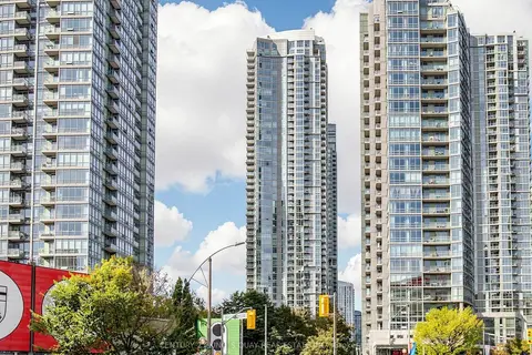 35 Mariner Terrace 1502