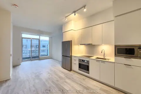 7 Golden Lion Heights N625