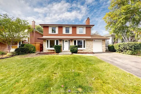 82 Crossbow Crescent