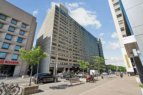 360 Bloor Street E 301