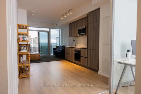 117 Broadway Avenue 1807