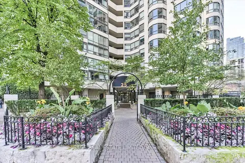 25 Maitland Street 1004