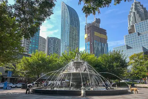 8 The Esplanade 4804