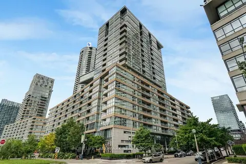 10 Capreol Court 828