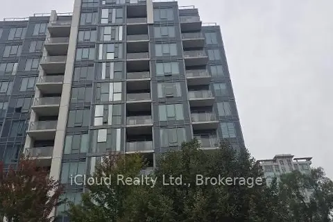 28 Avondale Avenue S 806