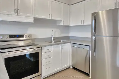 696 St. Clair Avenue W 308