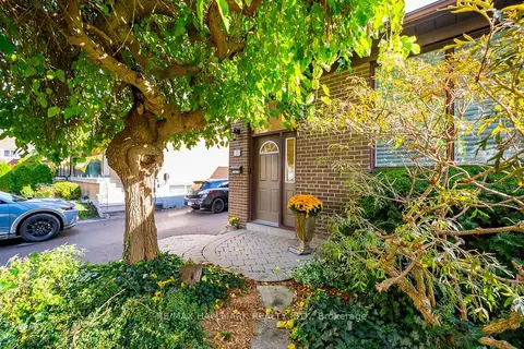 27 Pinebrook Avenue