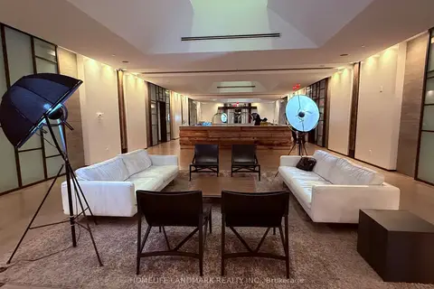 1030 King Street W 228