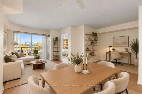 140 Bathurst Street #505