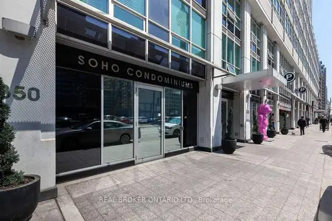 350 Wellington Street W M04