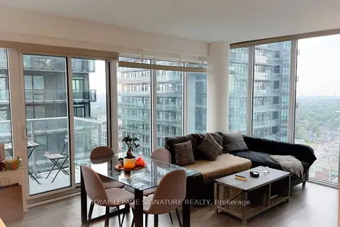 99 Broadway Avenue 3004