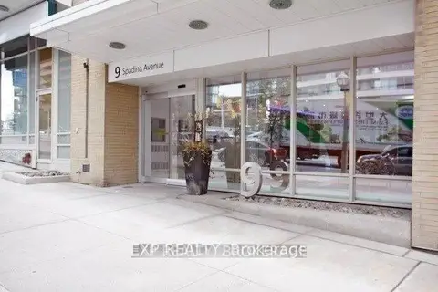 9 Spadina Avenue 302