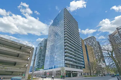 210 Simcoe Street 1202